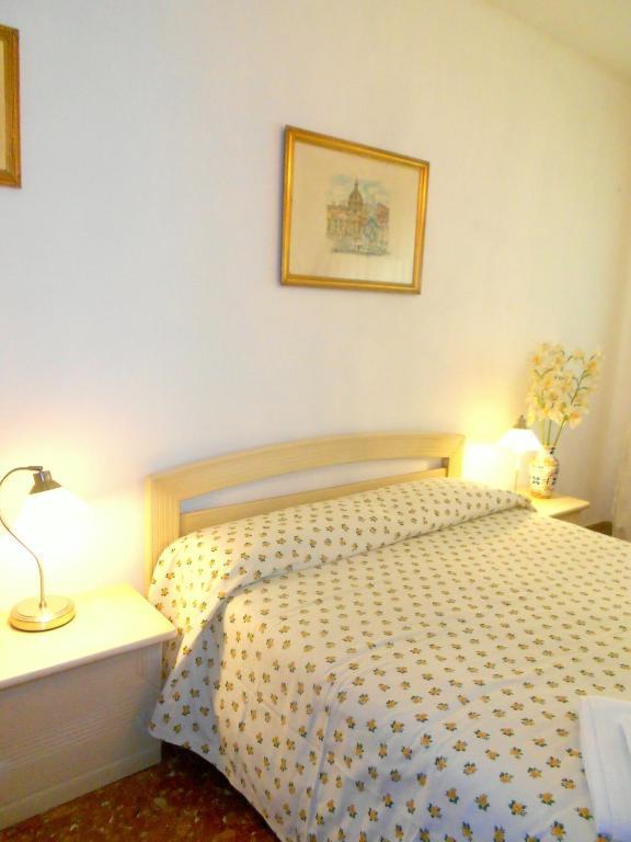 A Casa Chiecchi B&B Rome Extérieur photo